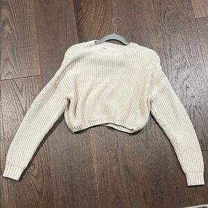 Elodie Cream Cropped Sweater with Ribbed Texture and Crew Neck